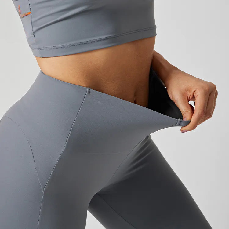 Women Sports Bra & Leggings Yoga Pants Cord Set - Gray